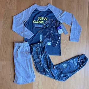 NWT Jellifish Kids Pajamas